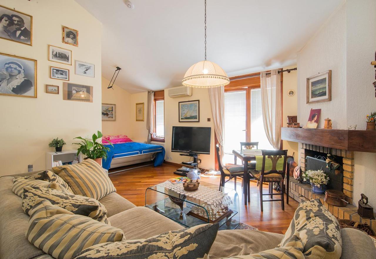 La Mansarda Delle Meraviglie B&B Superior Terst Exteriér fotografie
