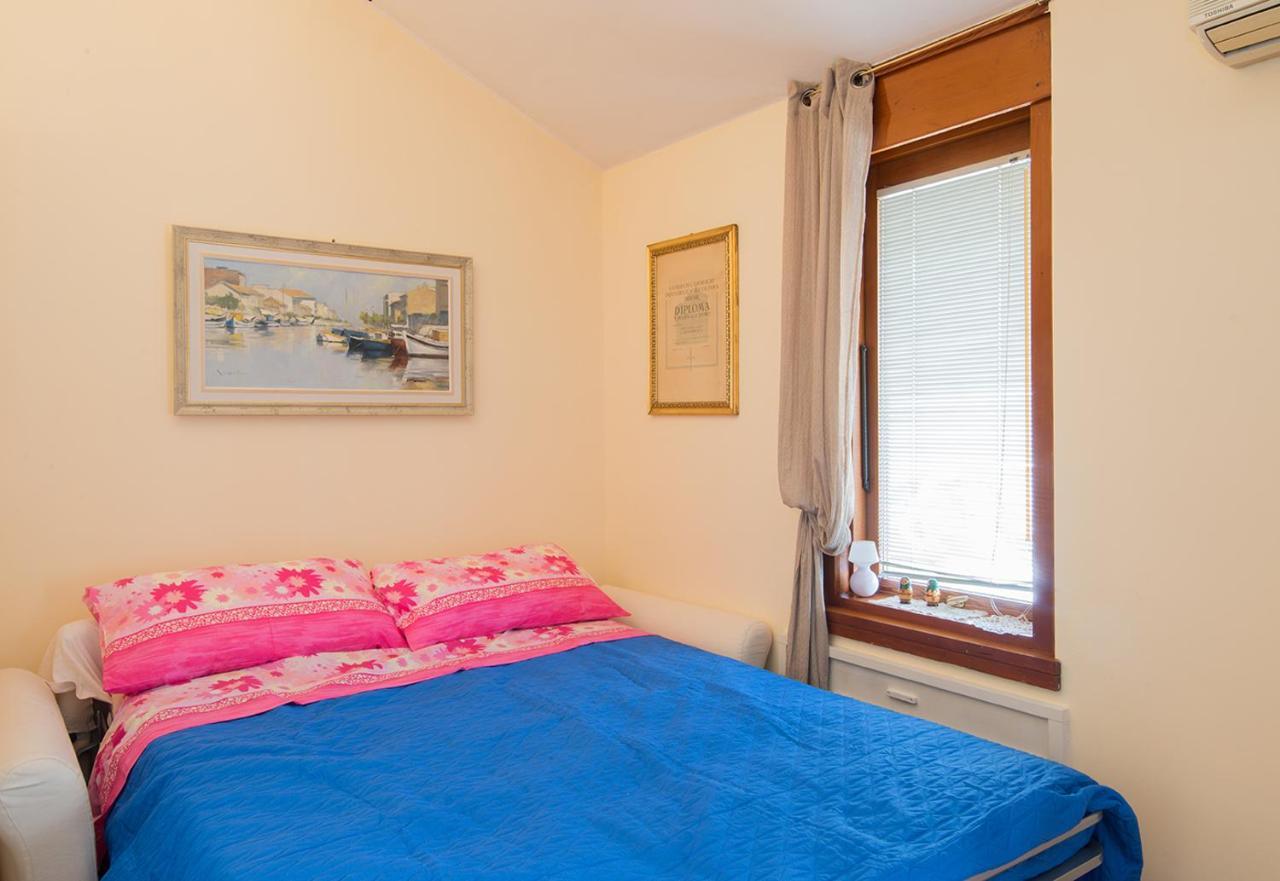 La Mansarda Delle Meraviglie B&B Superior Terst Exteriér fotografie